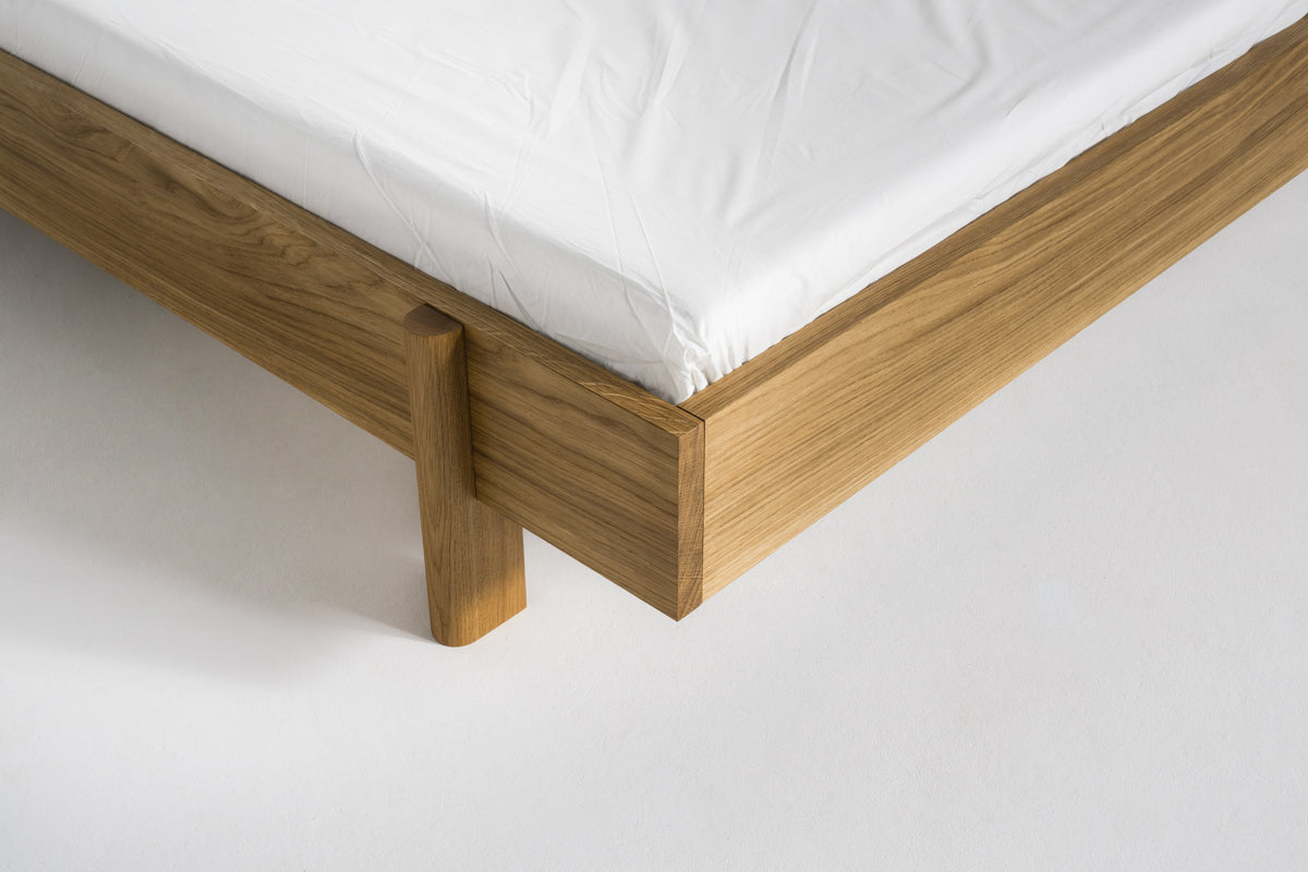 EO Bed Oak