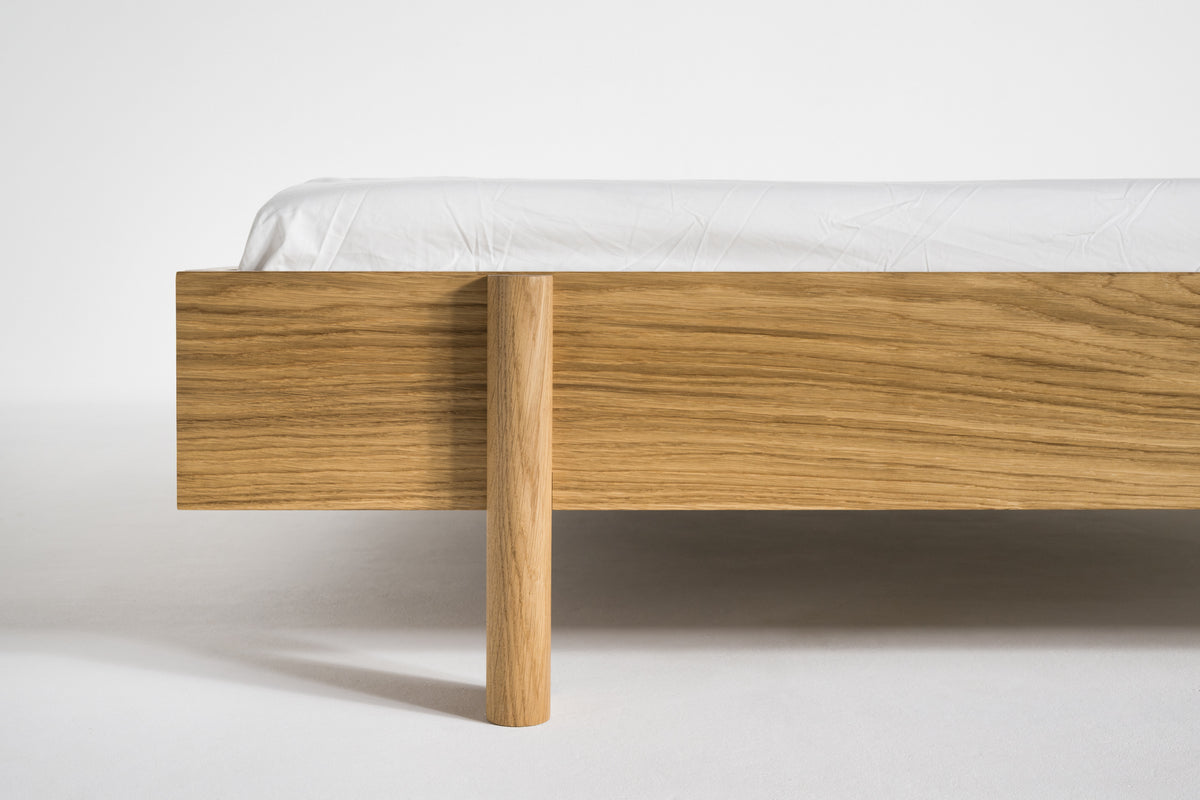 EO Bed Oak