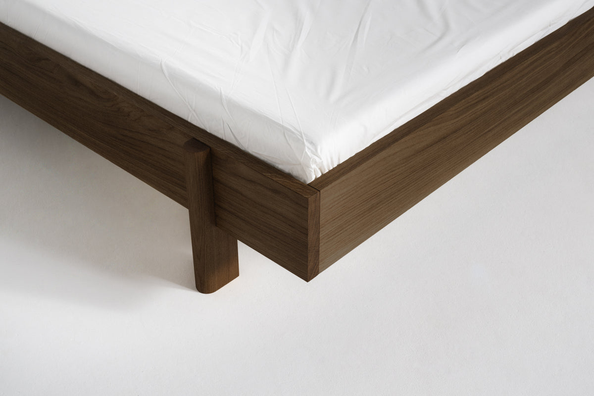 EO Bed Oak Smoked
