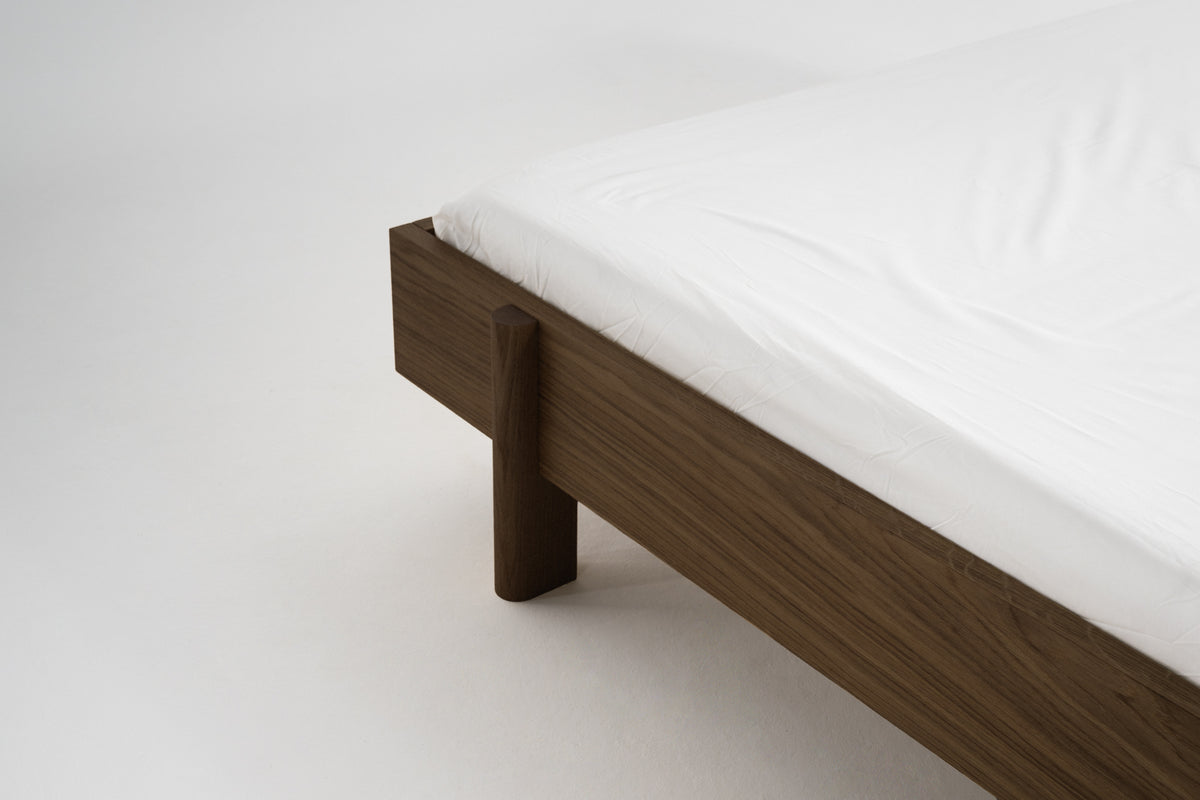 EO Bed Oak Smoked
